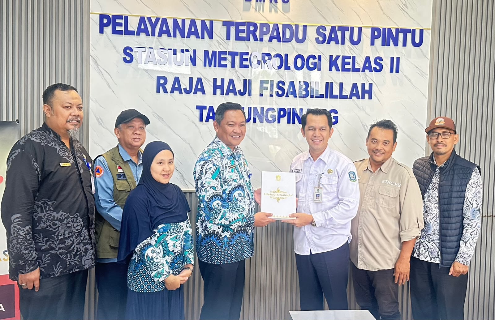 PERKUAT KESIAPSIAGAAN BENCANA, KALAKSA BPBD KEPRI JAJAKI PENGUATAN SINERGI DAN BERBAGI DATA DENGAN BMKG